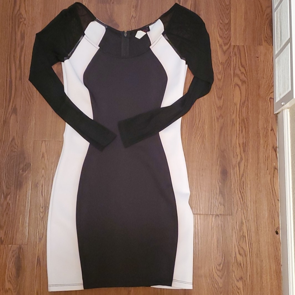 Optical Illusion Colorblock Bodycon Mini Dress - L - Long Sleeve B&W Flattering
